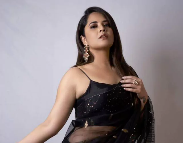 Anasuya Bharadwaj Black Saree Photos